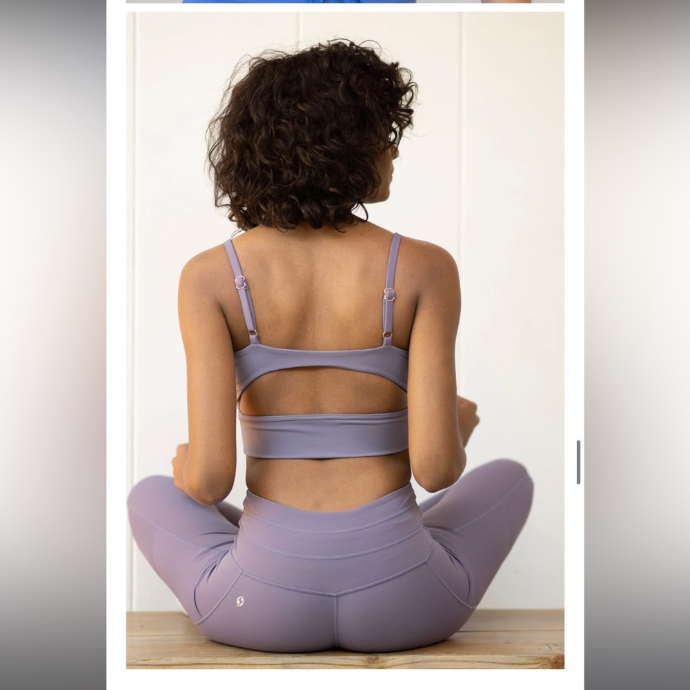 Popflex active cool purple bra and legging set from the Marble Collection